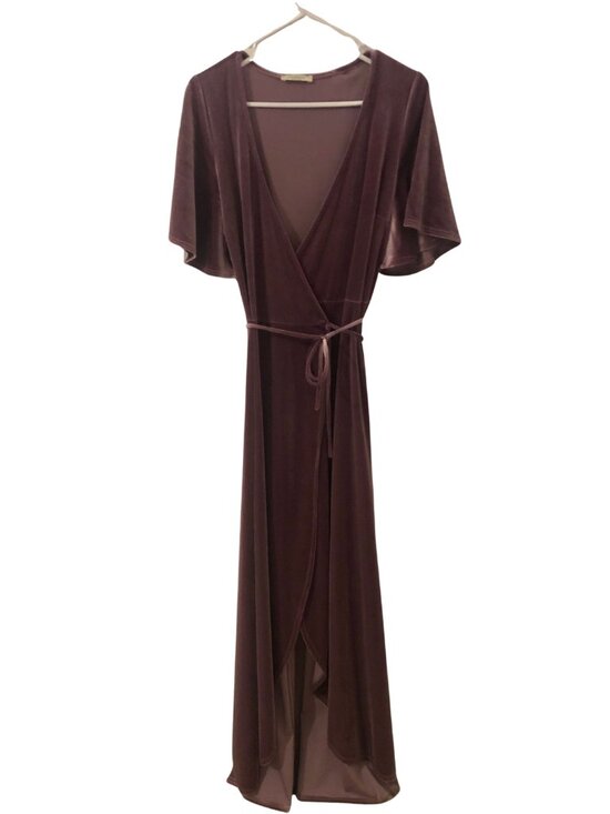 Promesa Dresses & Skirts - NWT Promesa Maxi Dress Flutter Sleeve Dark Pink Velvet V Neck Party Gown